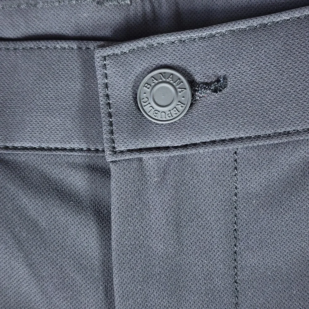 Banana Republic Performance Pants Mens 38x30 Gray Tapered Zip Pockets NWOT